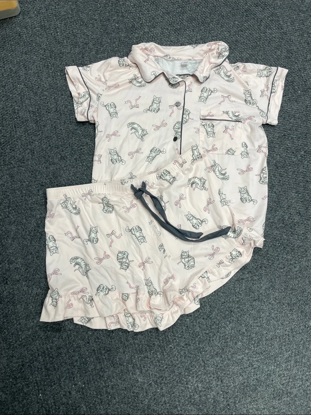 Womens Pink gray cat pajama sleepwear set short sleeve short size XL kitty - Picture 1 of 3